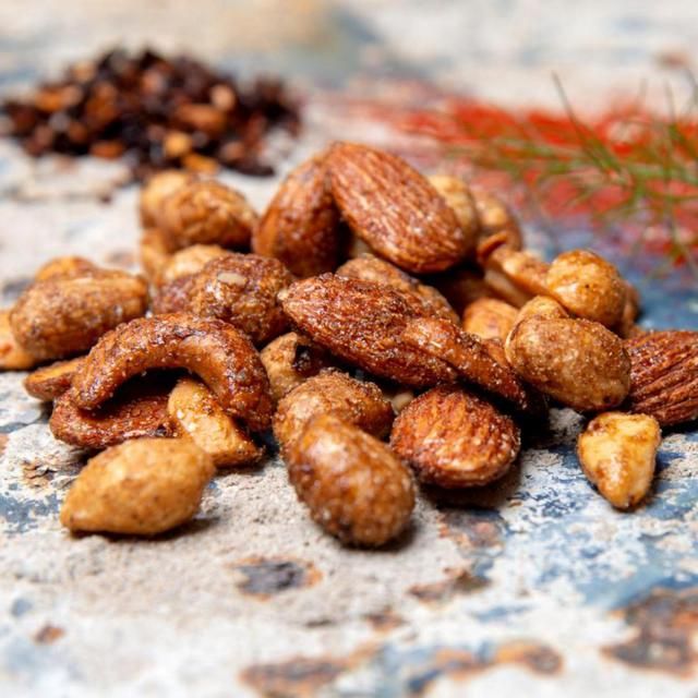 Mr Filberts Chilli &amp;amp; Fennel Mixed Nuts   40g