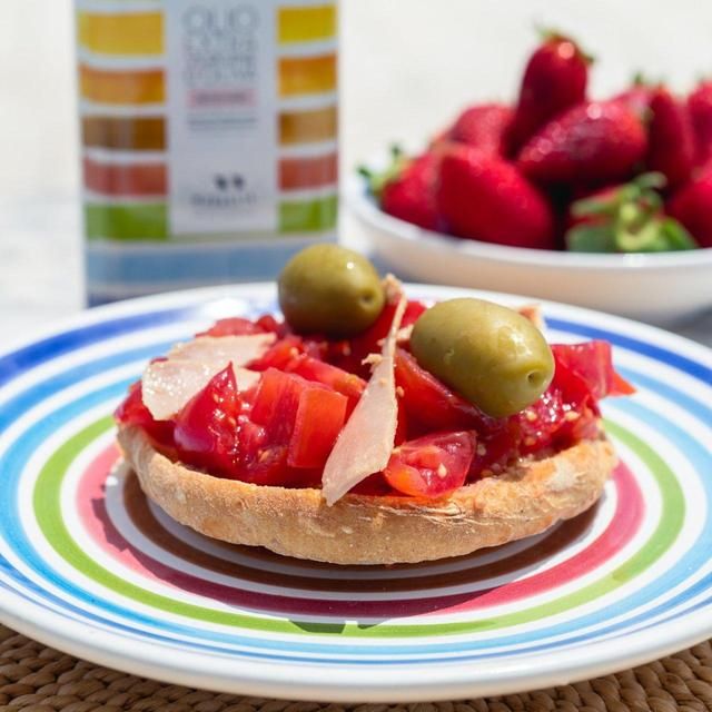 Muraglia Rainbow Tin Intense Fruity Coratina Extra Virgin Olive Oil   1L