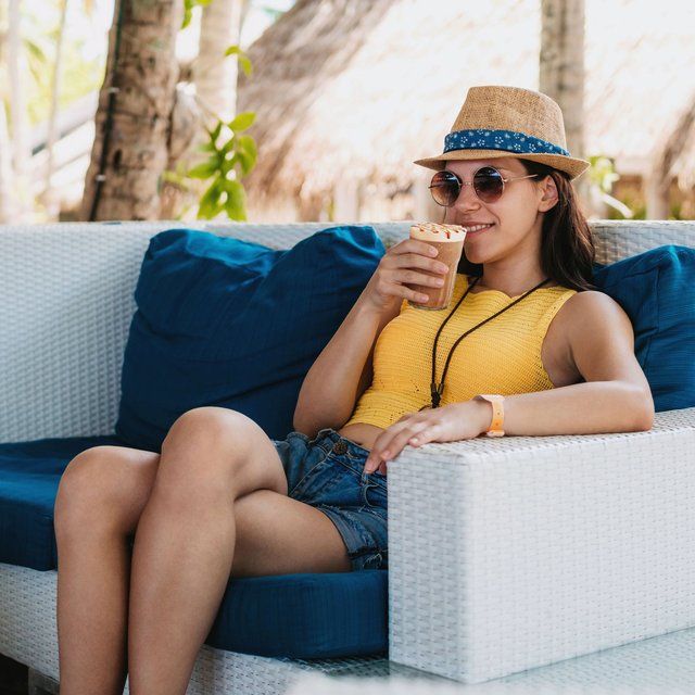 Nescafe Gold Iced Salted Caramel Latte   7 per pack