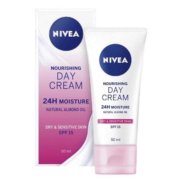 NIVEA Day Cream Face Moisturiser for Dry &amp;amp; Sensitive Skin SPF15   50ml