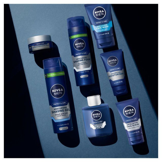 NIVEA MEN Protect &amp;amp; Care Moisturising Shaving Gel    200ml