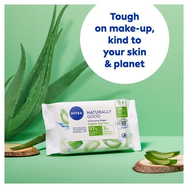 NIVEA Naturally Good Organic Aloe Vera Face Cleansing Wipes    25 per pack