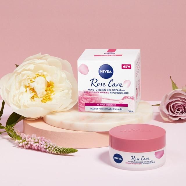 NIVEA Rose Care Moisturiser Gel Cream with Rose Water and Hyaluronic Acid   50ml