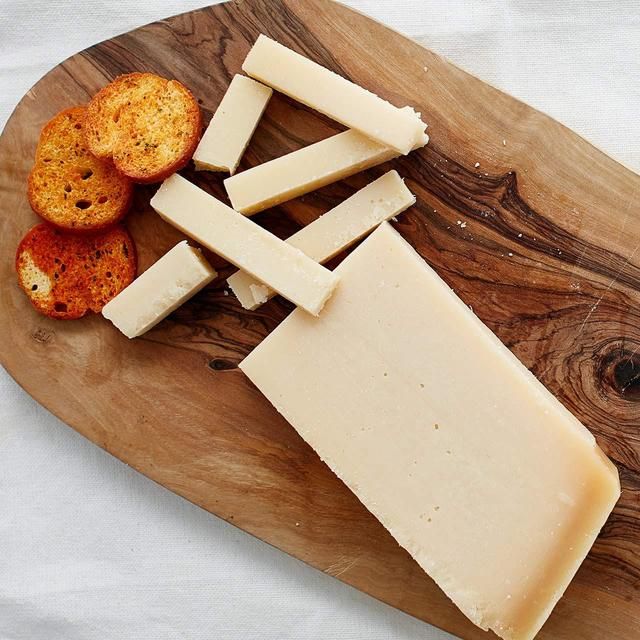 Ocado Vegetarian Italian Hard Cheese   200g