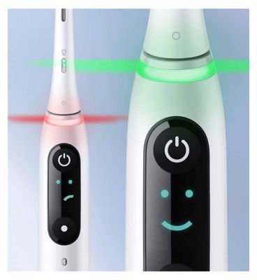 Oral-B Electric Toothbrush iO8 - White Special Edition