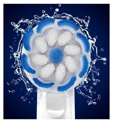 Oral-B Sensitive Clean Toothbrush Head, 4 Pack