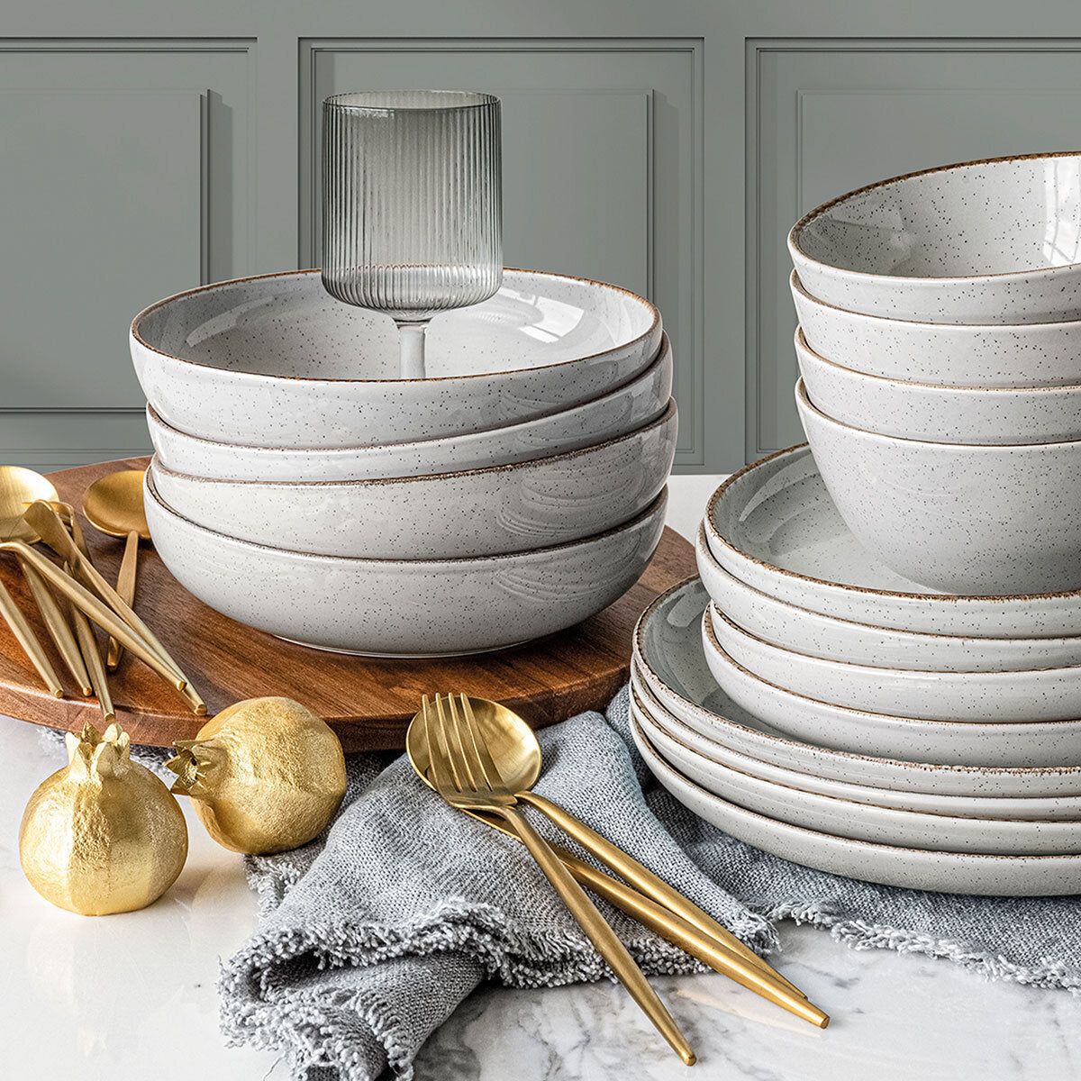 Over &amp;amp; Back Stoneware Dinnerware Set, 16 Piece in 2 Colours