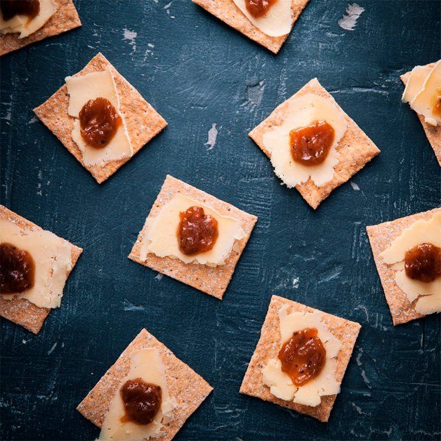 Peter's Yard Pink Peppercorn Sourdough Crackers   90g