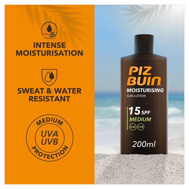 Piz Buin Moisturising SPF 15 Sun Lotion   200ml