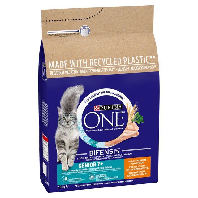 Purina One Senior 7+ Chicken Dry Cat Food   2.8kg