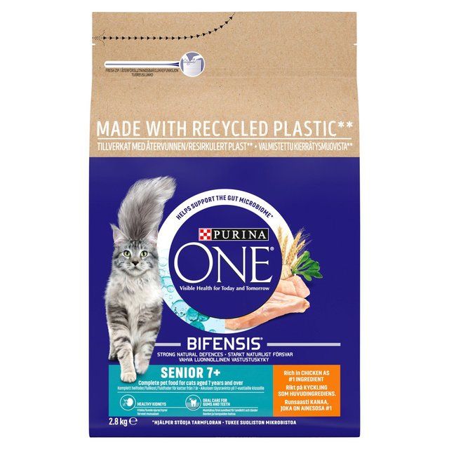 Purina One Senior 7+ Chicken Dry Cat Food   2.8kg